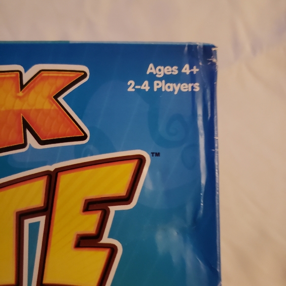 Pressman Shark Bite Game - Picture 5 of 7